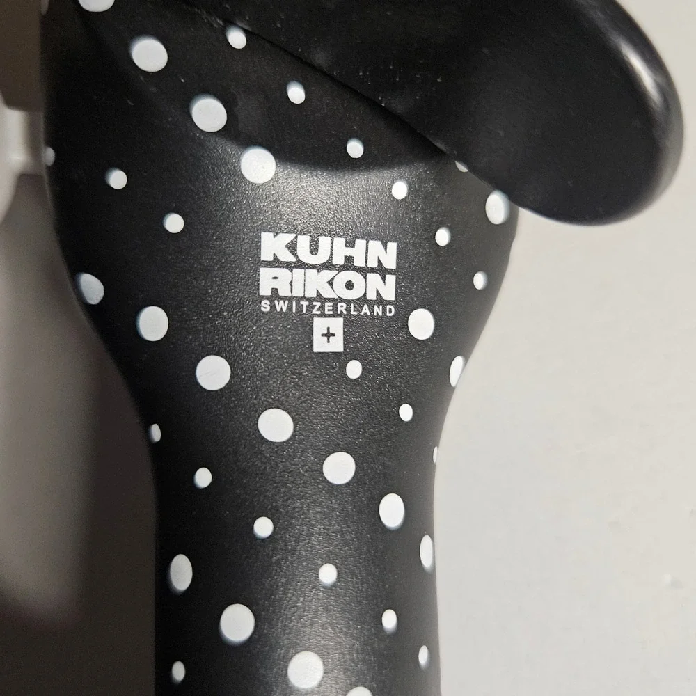 Kuhn Rikon 5-in-1 Ultimate Auto Safety Opener Polka Dot Black White Multi-Tool
